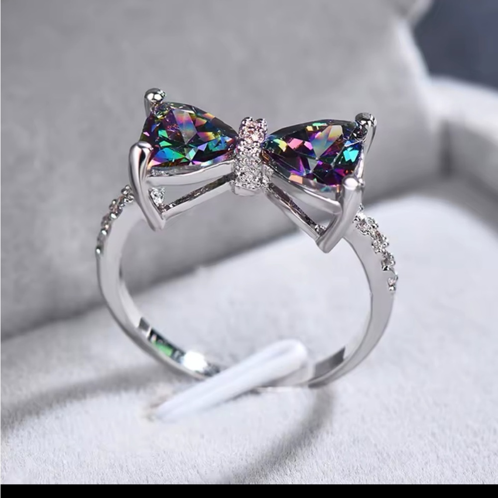 Elegant Silver Bow Ring with Multicolor Gemstones - Picture 2 of 4